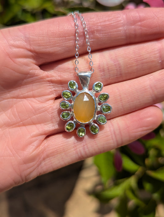 Yellow_opal_and_peridot_recycled_silver_handmade_pendant